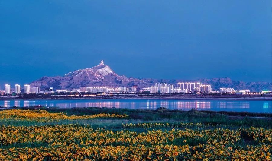 乌海,内蒙古画卷中的碧水蓝天与生命之歌